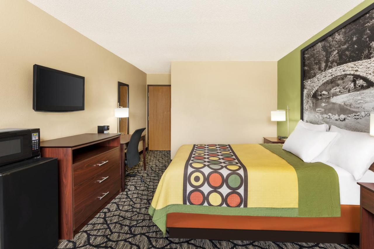 Super 8 By Wyndham Ankeny/Des Moines Area Hotell Exteriör bild
