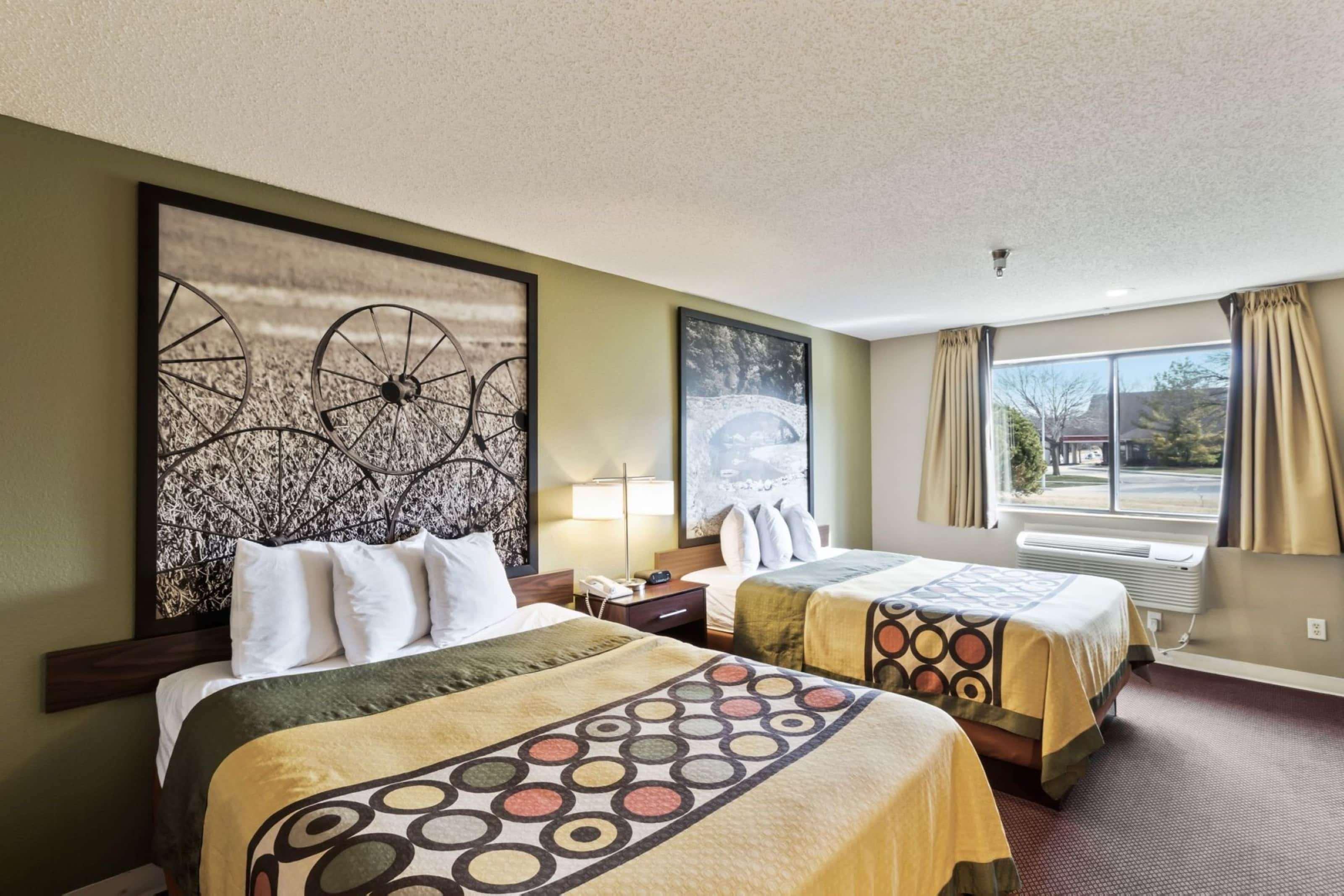 Super 8 By Wyndham Ankeny/Des Moines Area Hotell Exteriör bild