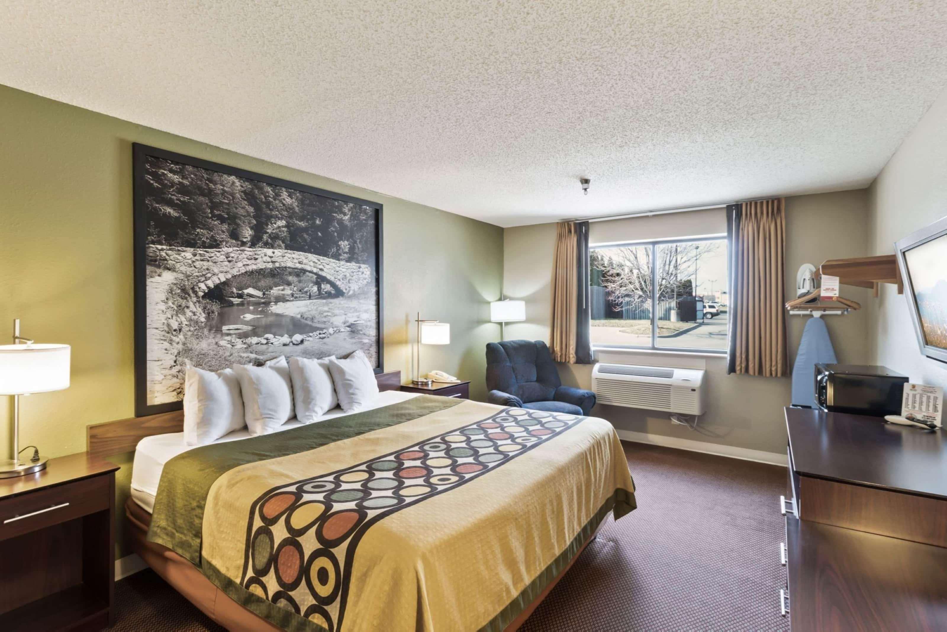 Super 8 By Wyndham Ankeny/Des Moines Area Hotell Exteriör bild