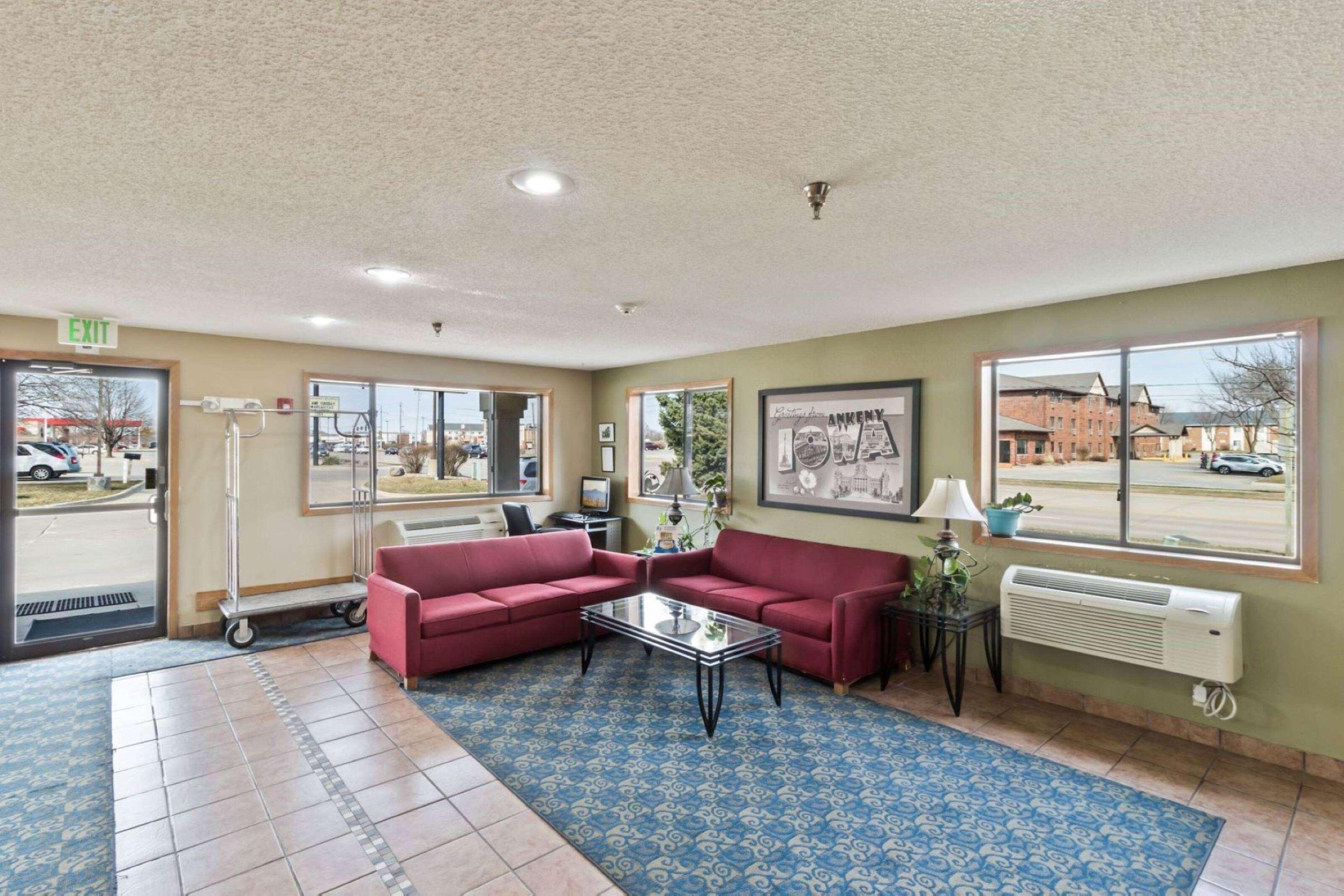 Super 8 By Wyndham Ankeny/Des Moines Area Hotell Exteriör bild